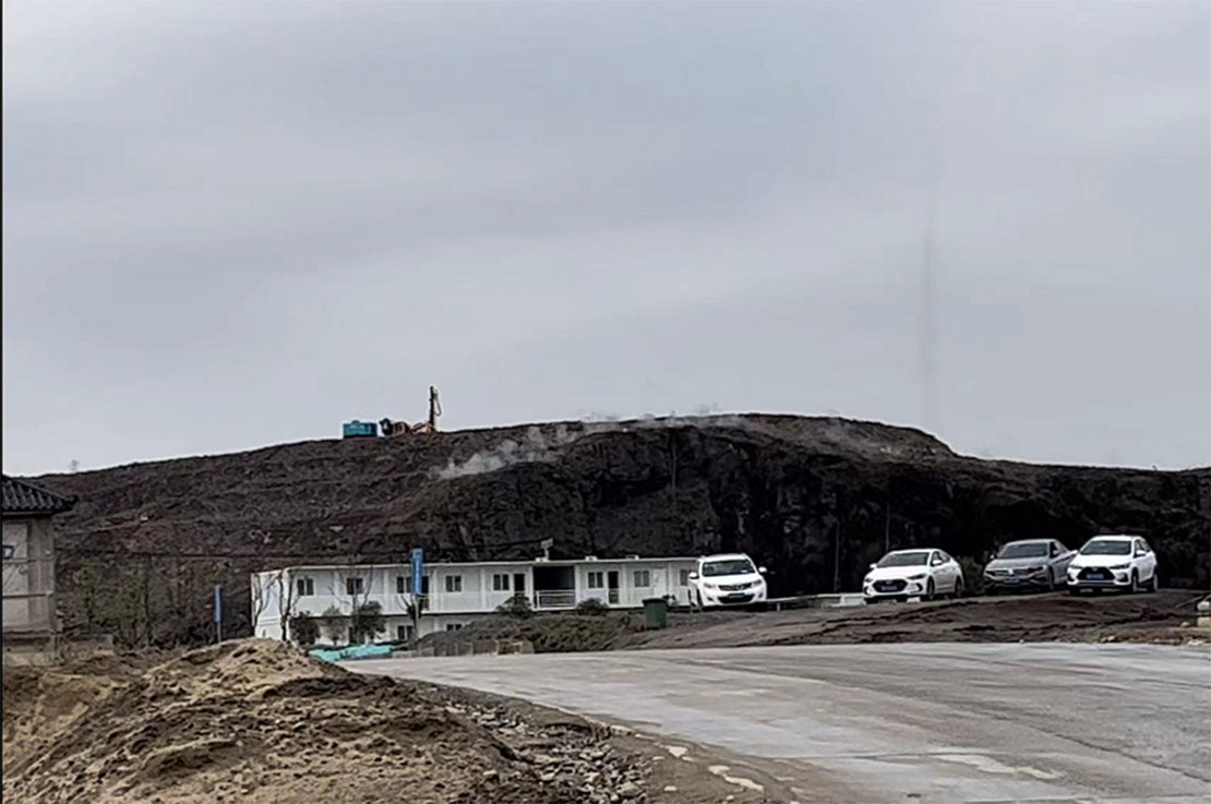 縣職業(yè)學校實訓基地場平工程首爆成功